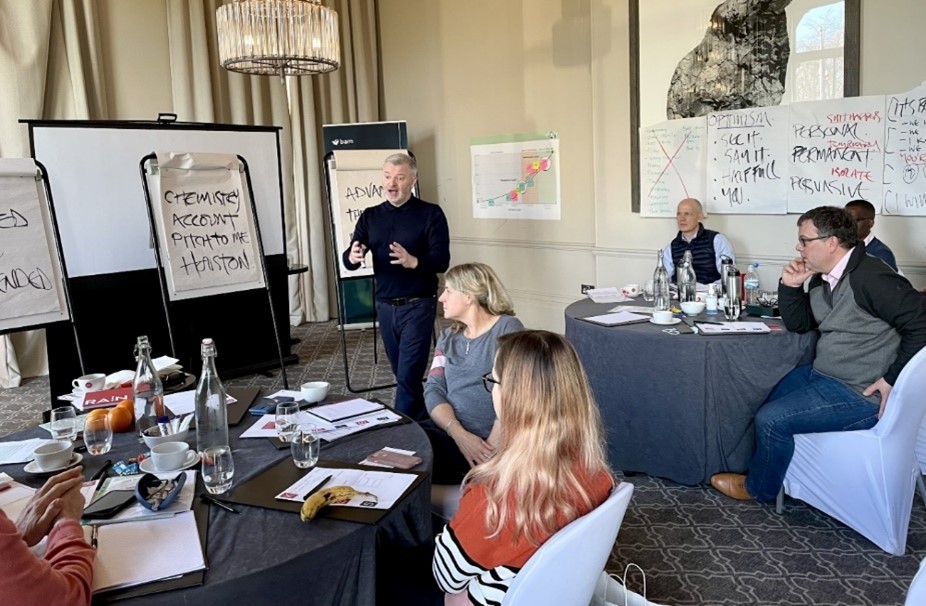 bam-nuttall.jpg?center=0.31552162849872772,0